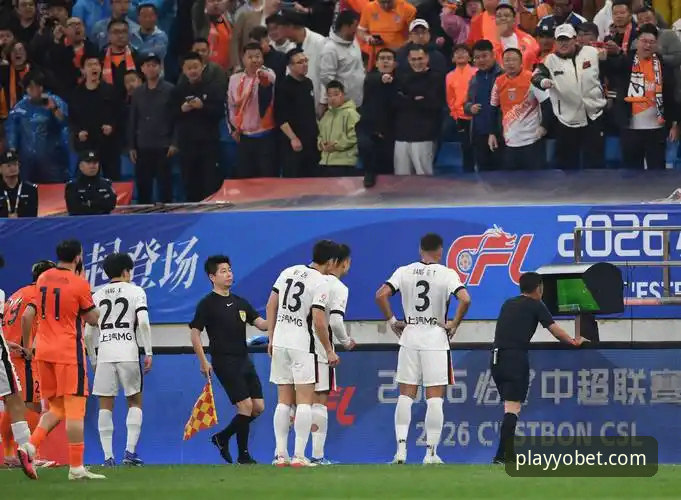 中超最新动态：青岛海牛主场3-1力克上海海港，时隔13年再度取胜